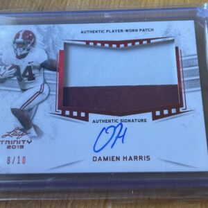 Damien Harris 2019 Leaf Trinity RPA Auto Patch 8/10 #PA‑DH1 – Alabama Crimson Tide / New England Patriots